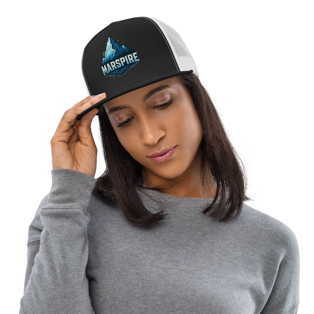woman wearing trucker baseball caps - black & white