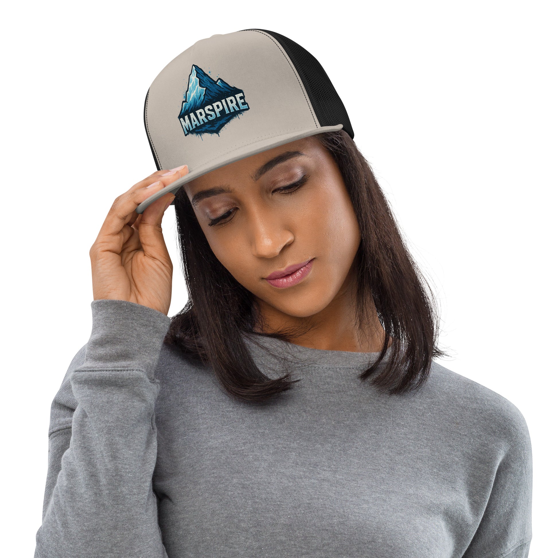 woman wearing trucker baseball caps - silver & black
