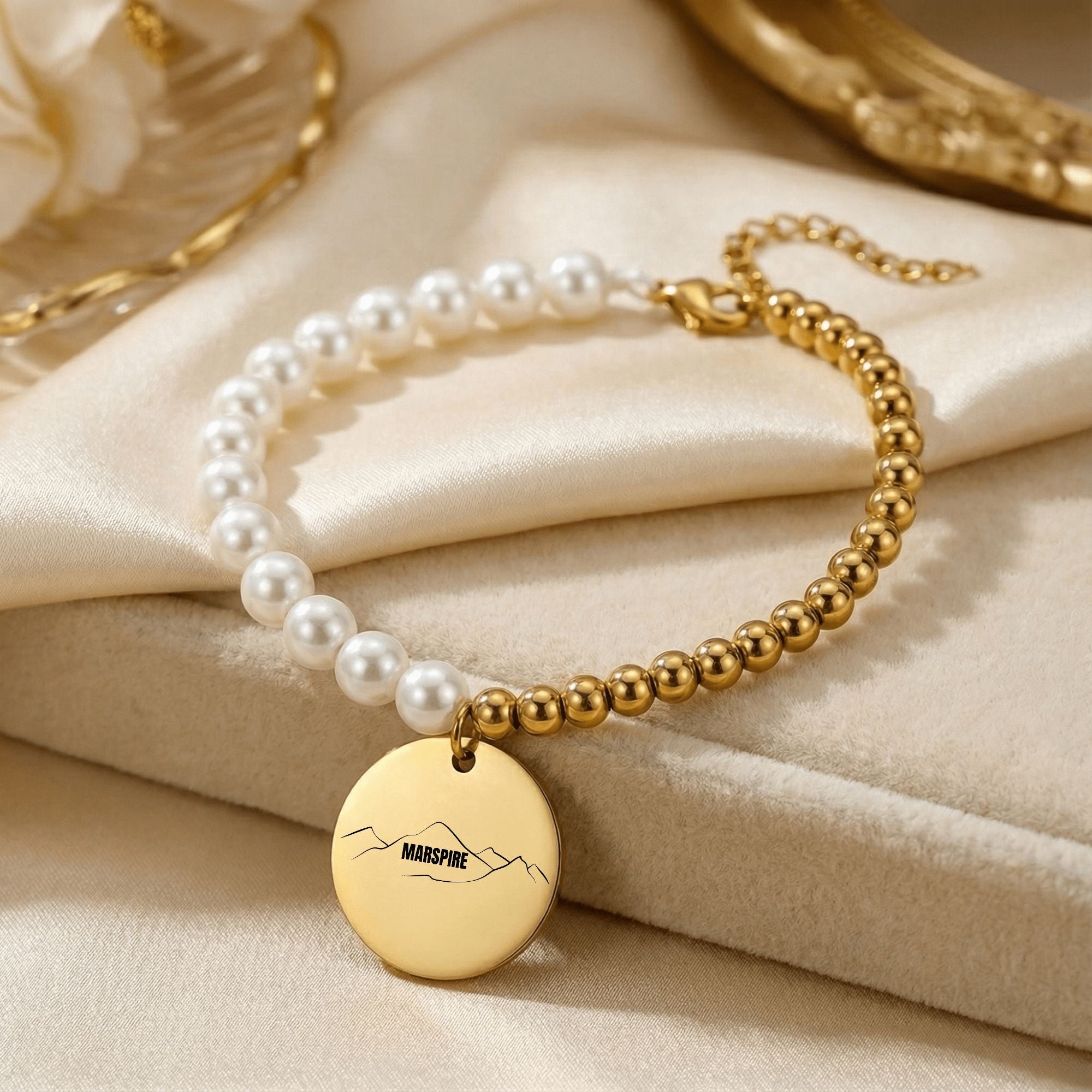 Premium Pearl & Gold Coin Bracelet: Mother of Pearl